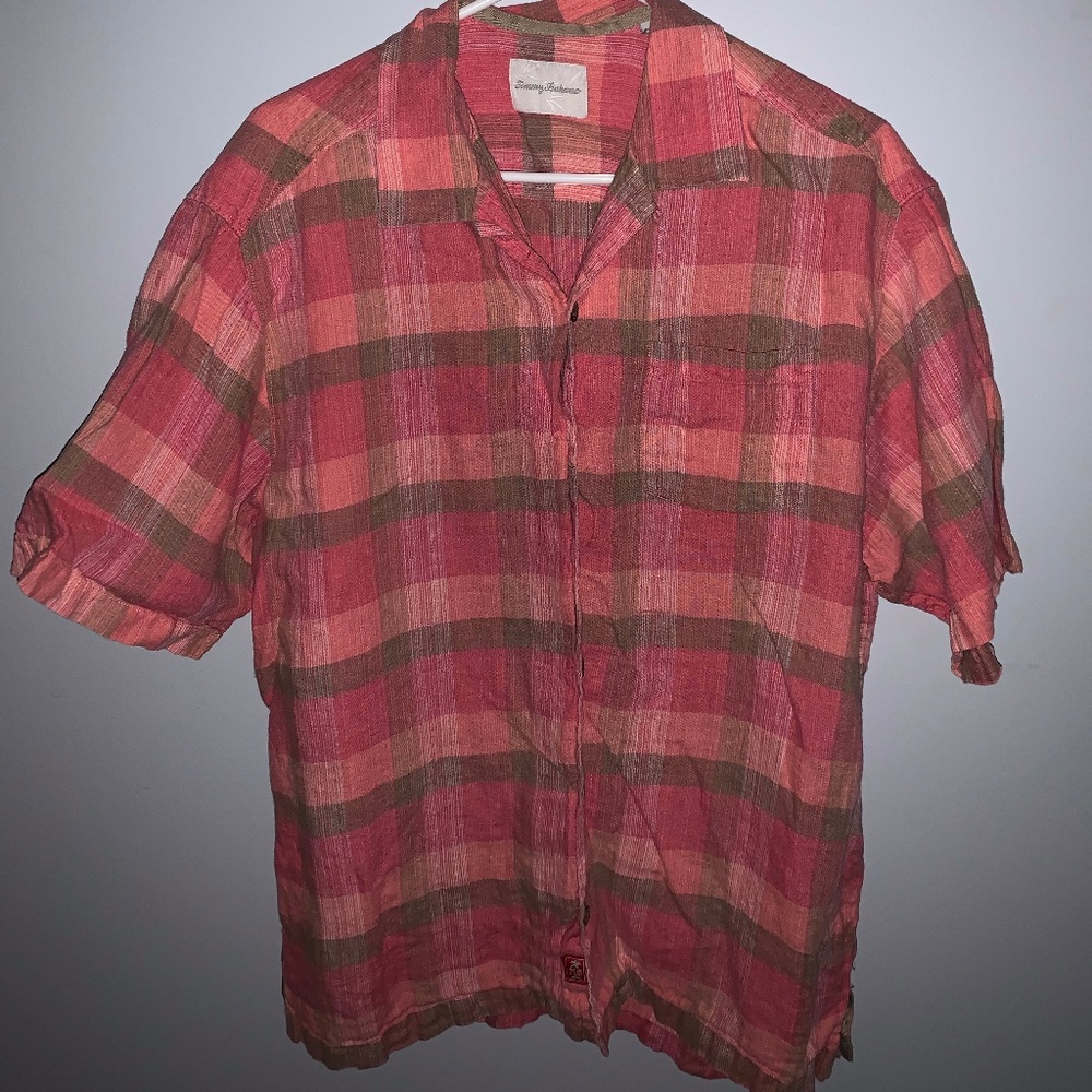 Size M Tommy Bahama Short Sleeve Button Down Shirt